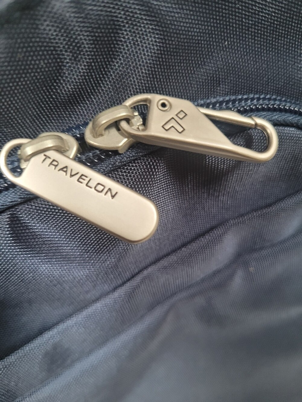 Travelon Crossbody Blue Silver Adjustable Strap Shoulder Bag RFID Light - Picture 2 of 12